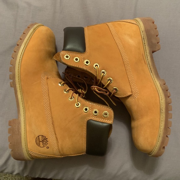 Timberlands - Picture 1 of 3